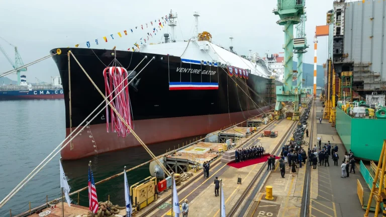 Venture Global charters LNG carrier duo