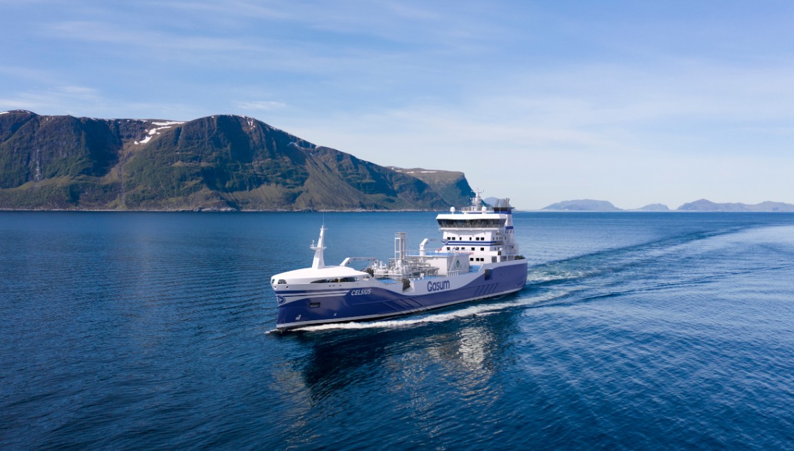 Gasum takes on charter new LNG bunkering vessel