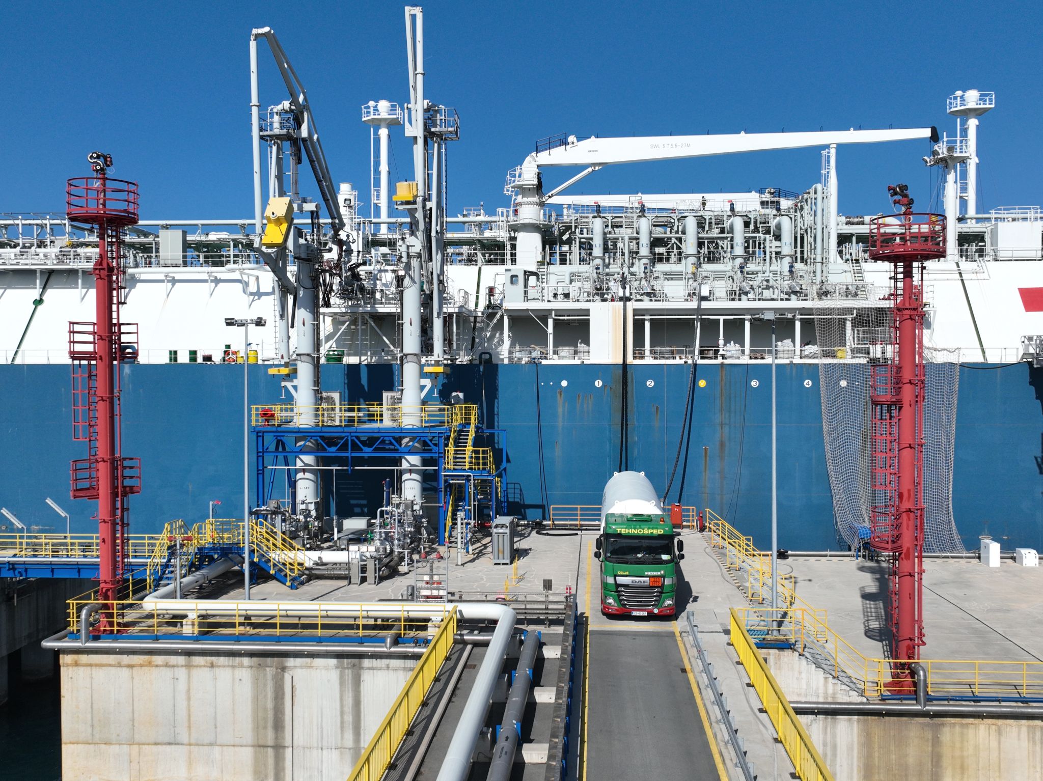 Croatian FSRU in new LNG truck loading milestone