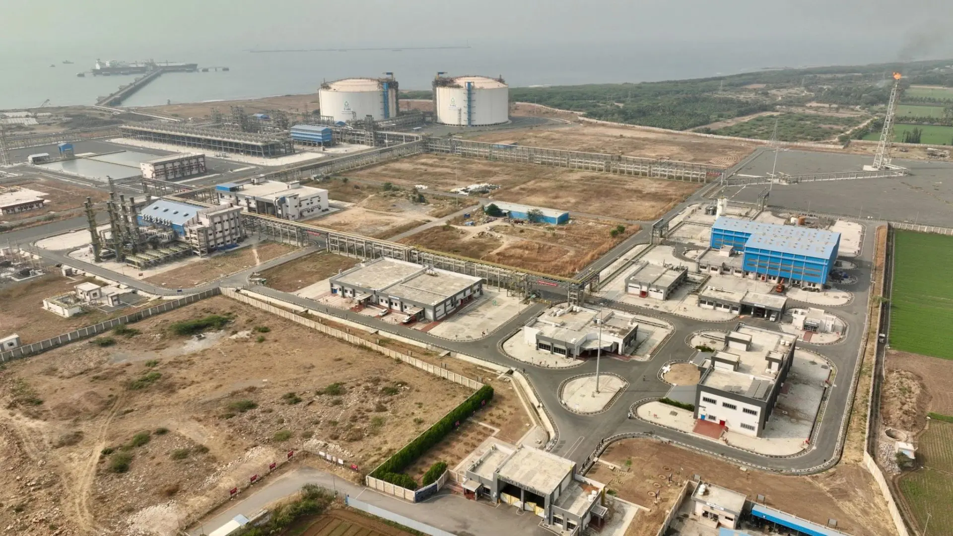 India’s HPCL, Adnoc ink LNG supply deal