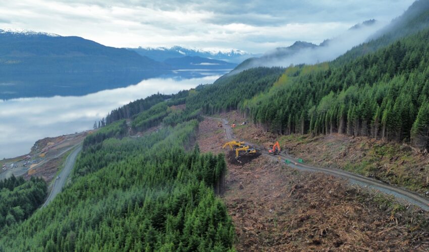 Canada's Cedar LNG names FLNG