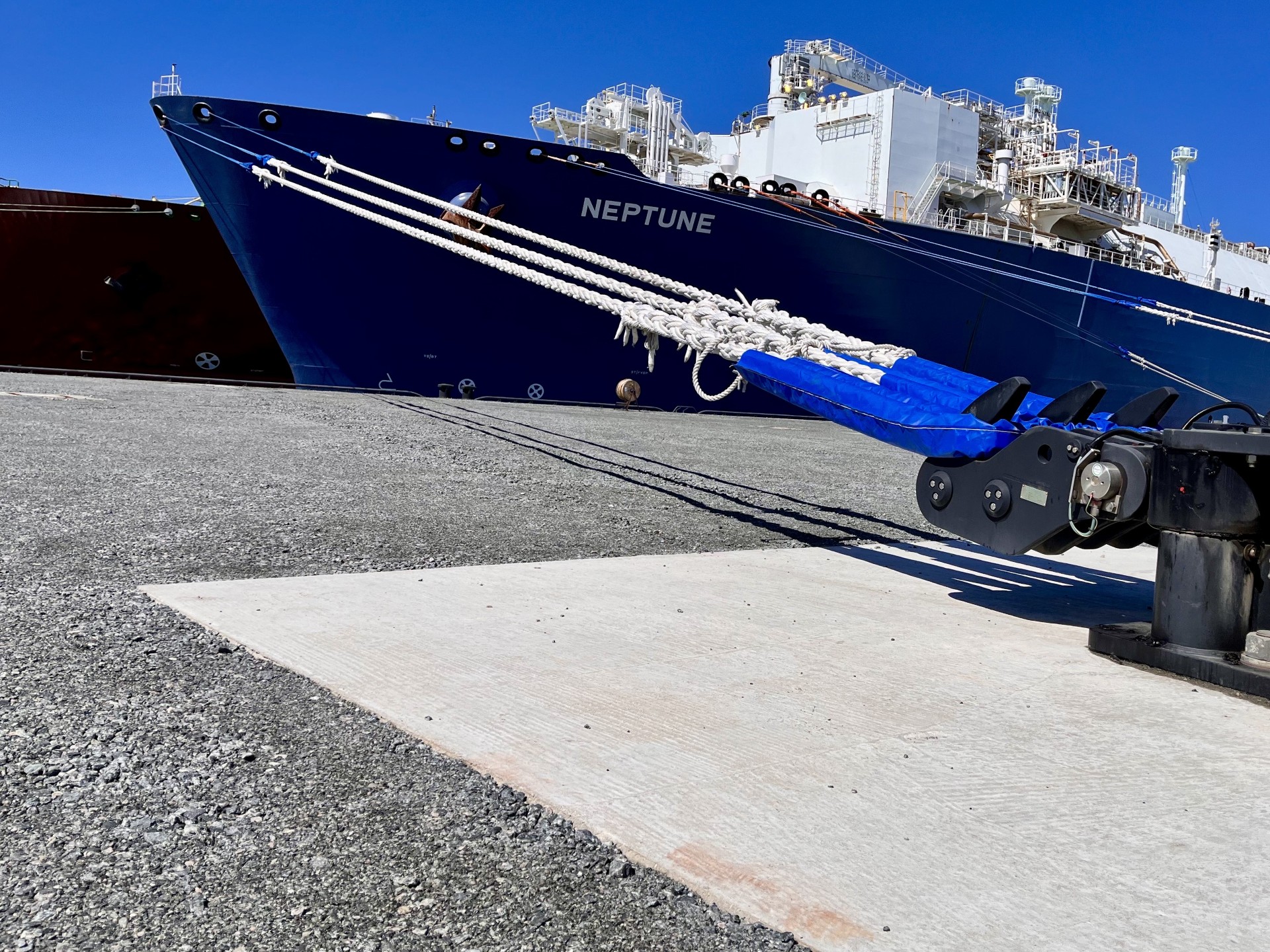 Iberica Knutsen delivers LNG cargo to Mukran FSRU after grounding