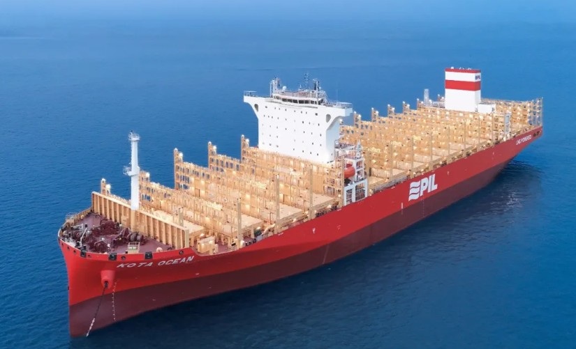 PIL takes delivery of new LNG-fueled containership in China