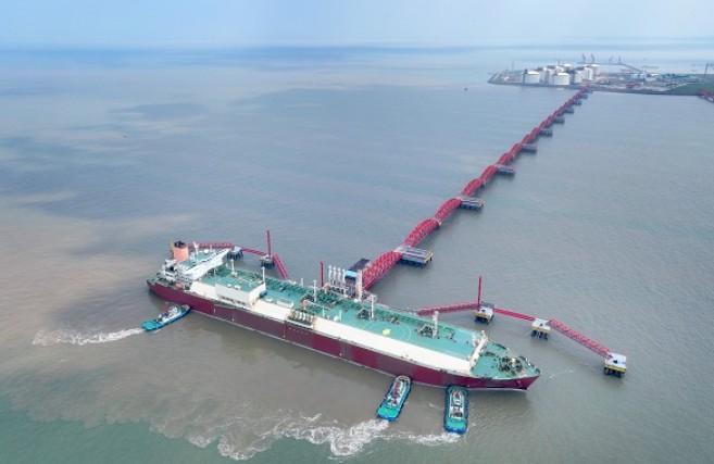 PetroChina kicks off work on new Rudong LNG tank