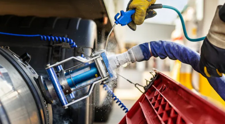 Europe's network of liquefied natural gas (LNG) fueling stations for vehicles has surpassed 800 stations, according to Eurogas.
