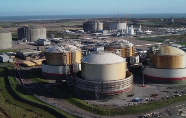 Centrica, ECP to buy UK's Grain LNG terminal