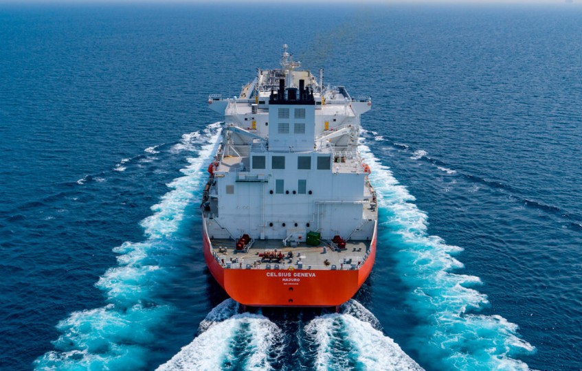 Celsius, Caravel order LNG bunkering duo in China