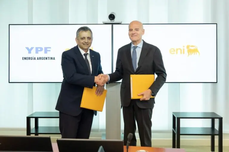 YPF CEO expects FIDs on FLNG projects with Eni, Shell in 2026