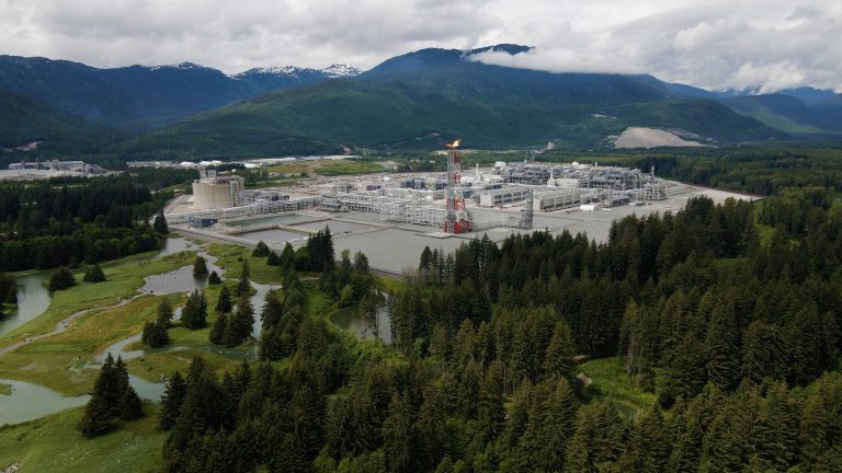 Shell to launch second LNG Canada train later this quarter