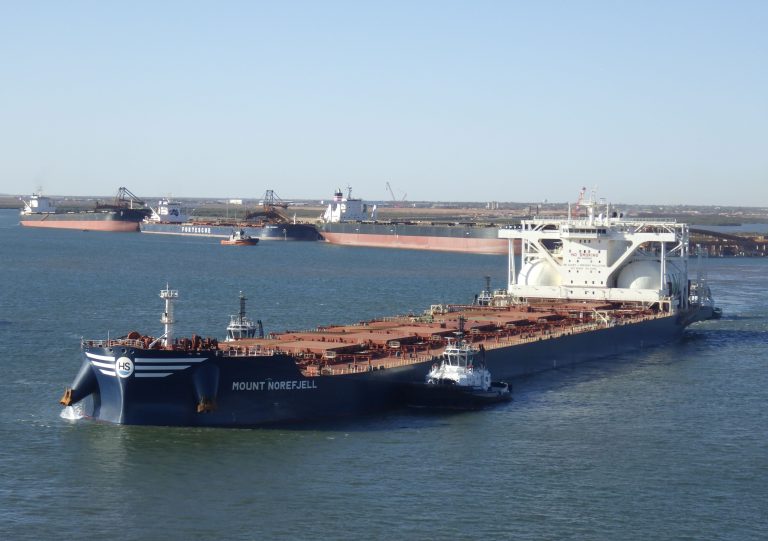 Himalaya converts charters for LNG-fueled bulker quartet