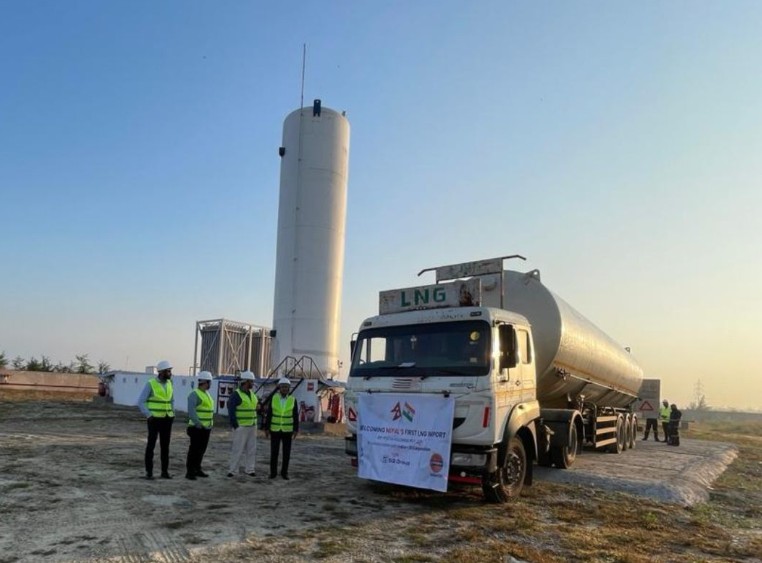 Indian Oil kicks off LNG deliveries to Nepal