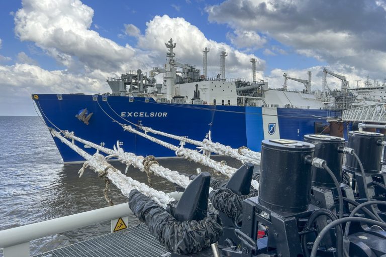 DET's second Wilhelmshaven FSRU resumes ops after short maintenance