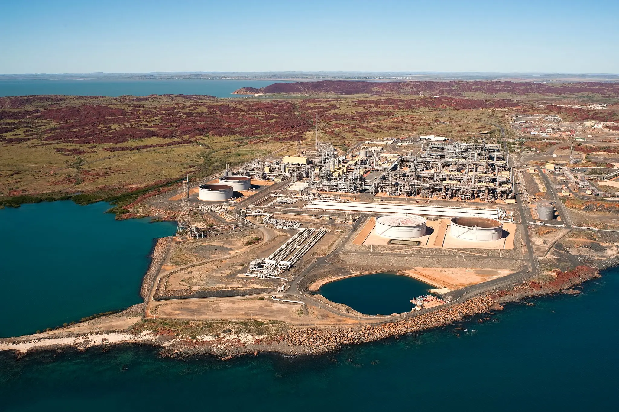 Enermech clinches contract for second Pluto LNG train