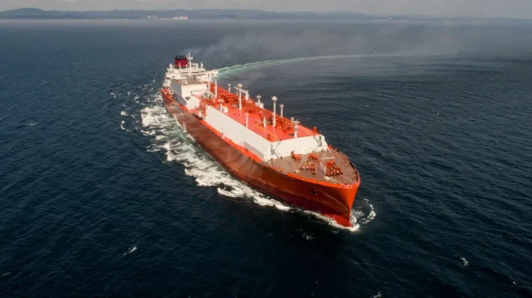 Knutsen seals LNG carrier charter deal with Edison
