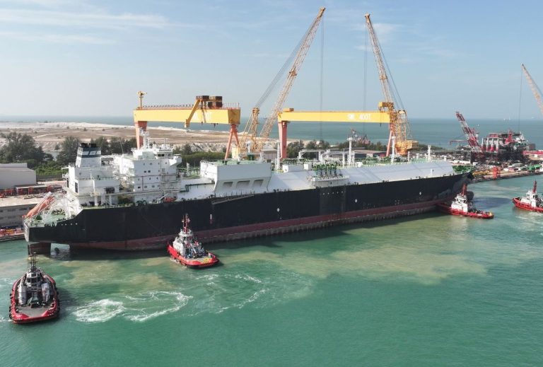Seatrium kicks off FSRU conversion job for Hoegh Evi