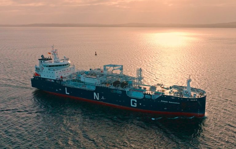 Avenir to supply bio-LNG to Maersk's vessels