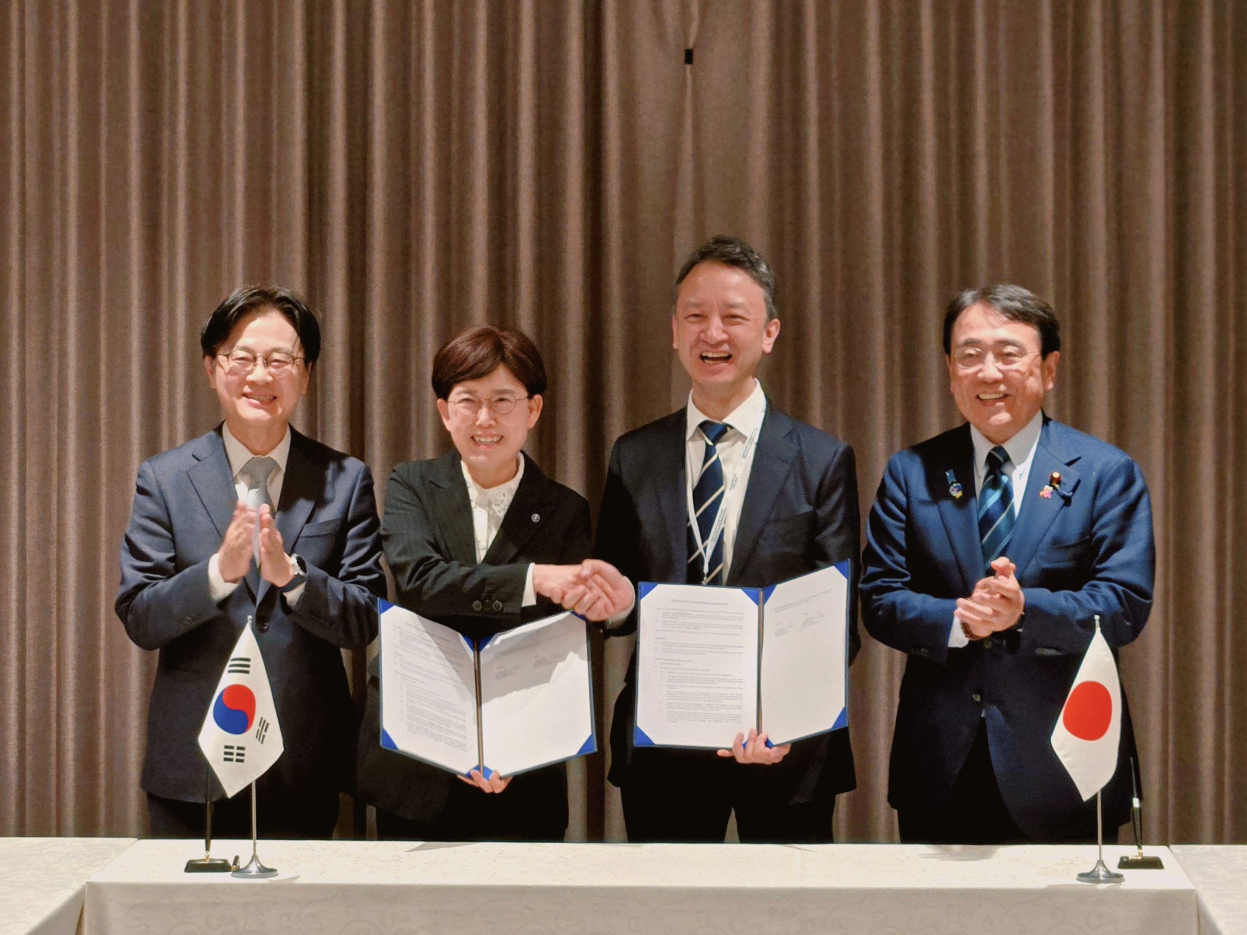 Jera, Kogas seal new LNG cooperation deal
