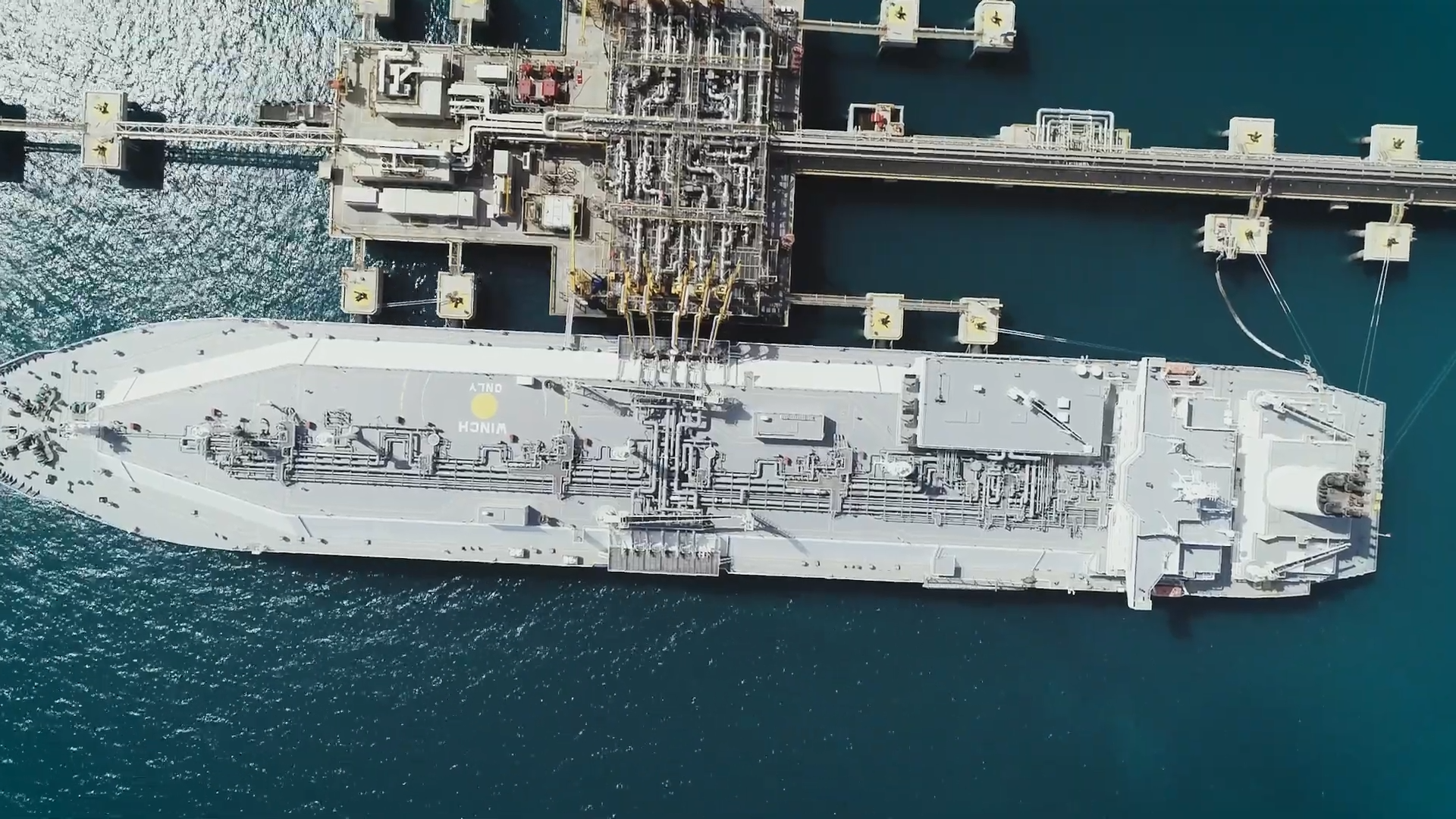 Seapeak sells steam LNG carrier