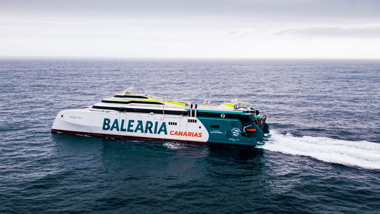 Balearia’s third LNG-powered fast ferry kicks off gas trials