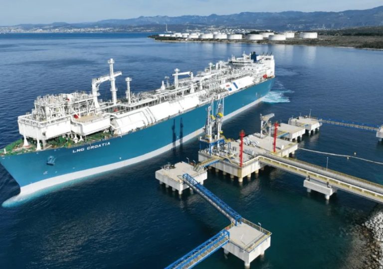 Bosnia and Croatia seal LNG pipeline deal