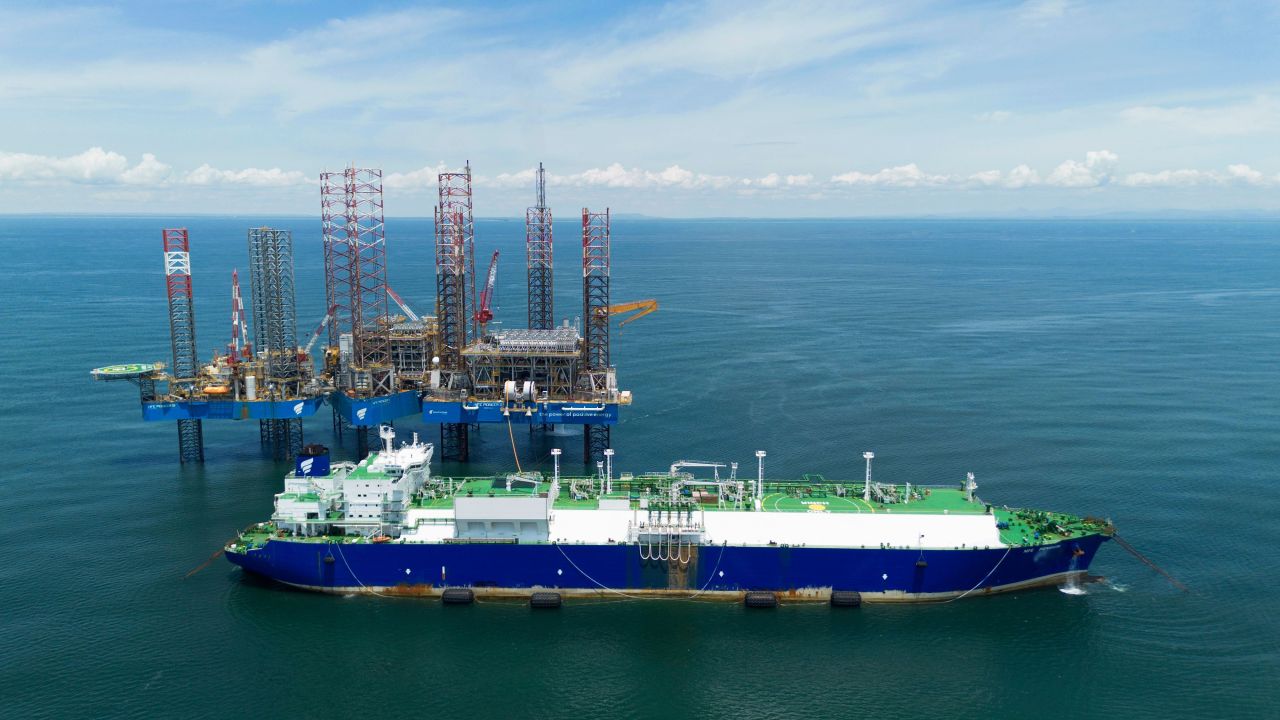 NFE gets strong support for $5.8 billion restructuring plan