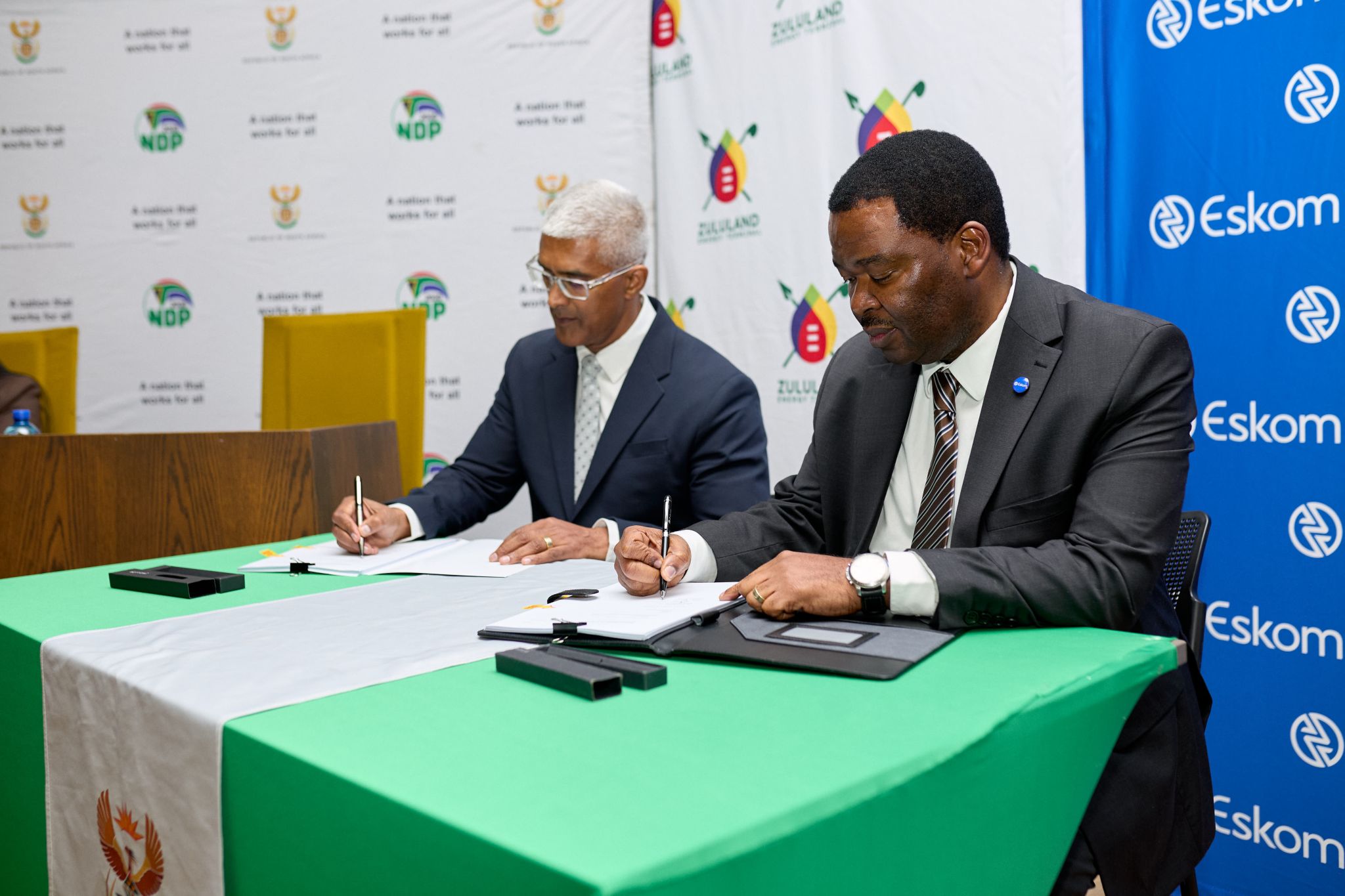 Vopak, Transnet ink HoA with Eskom for South African LNG terminal