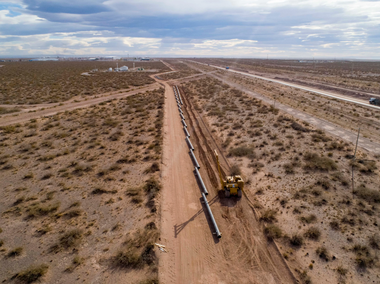 YPF and Neuquen pen Argentina LNG pact