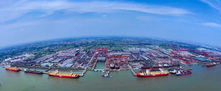 Yangzijiang charters its first LNG carrier