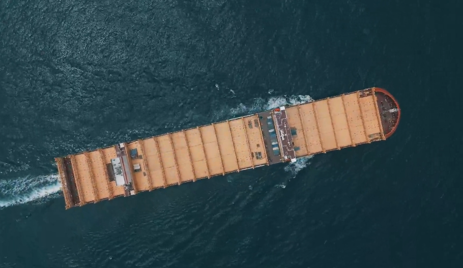 PIL takes delivery of new LNG-powered containership in China