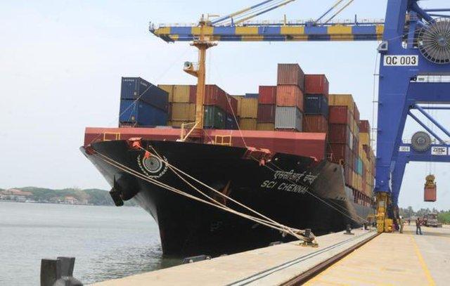 SCI launches tender for LNG-powered containerships