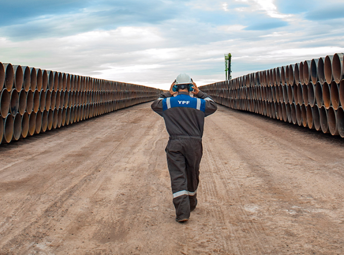 YPF, partners target Argentina LNG FID by year-end