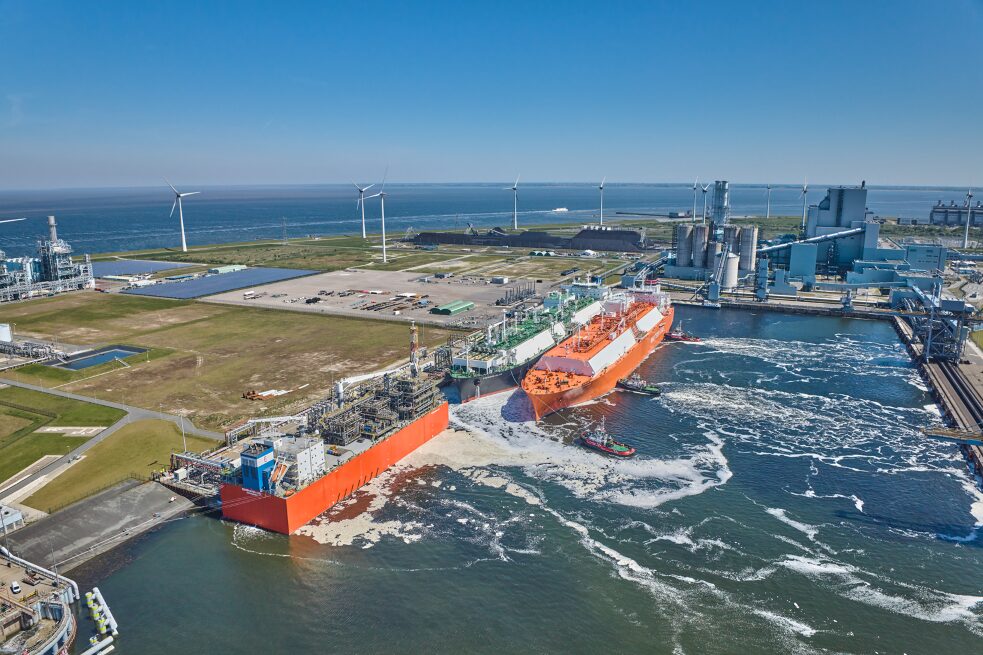 CEZ says Eemshaven LNG imports same as last year