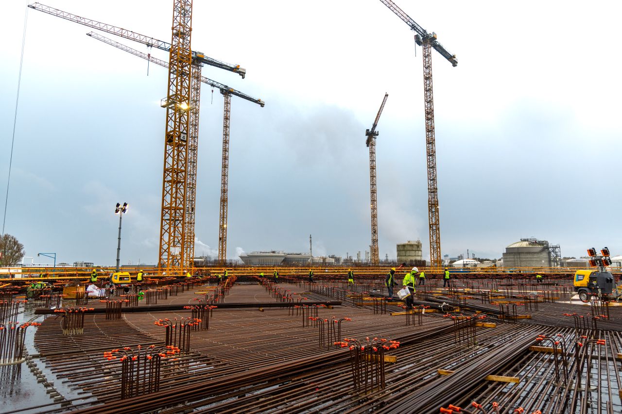 Germany’s HEH offers additional Stade LNG long-term capacity