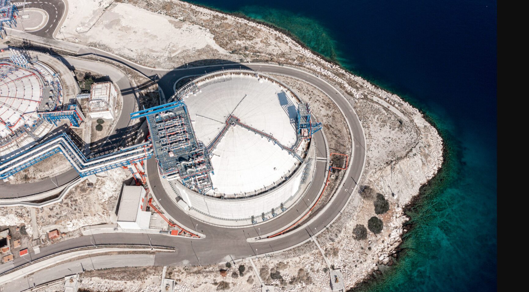 Greek LNG imports climb in January-September