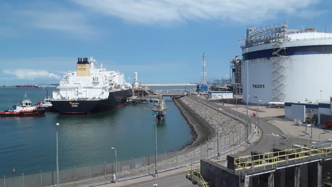 A unit of UK-based LNG giant Shell has delivered what it says is Singapore's first ISCC EU-certified bio-LNG cargo at the Singapore LNG-operated terminal on Jurong Island.